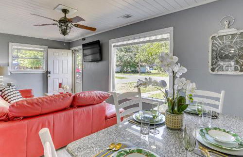 12 Mi to Lake Access Port Arthur Apt with Yard - Photo 10