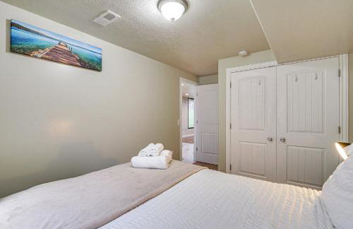 Home Theater and Patio South Jordan Basement Unit - Foto 17