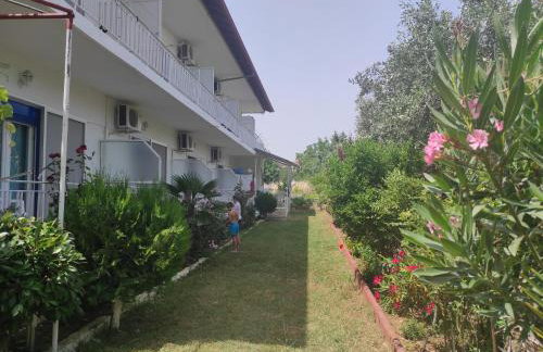 Noula Rooms - Photo 17