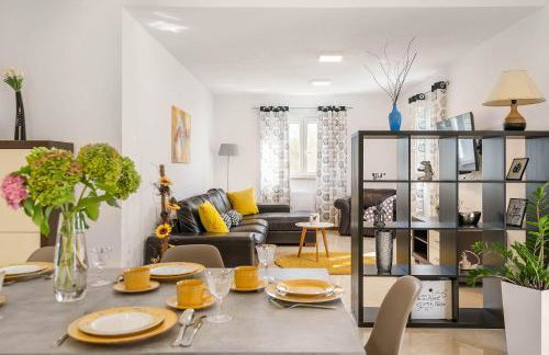 Charmante Villa mit privatem Pool, Klima, Sonnenliegen, Terrasse und Grill - Foto 26