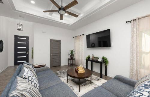 Spacious Modern 3 Bd 2Ba House with Garage and Parking - Foto 4