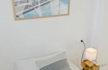 Loft Deluxe, Luminoso, Parking y Piscina - A 100 m del Mar AC - Photo 74