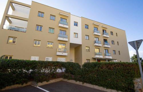 Beach apartment with terrace and pool - Foto 29