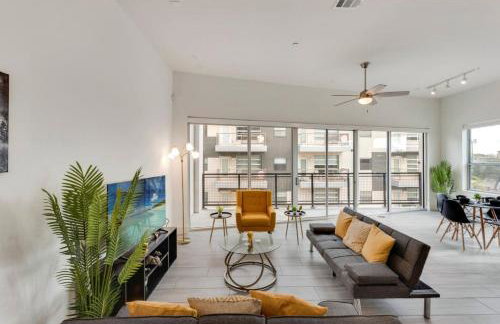 Modern 2BR I Gym I Parking I Workspace - Foto 3