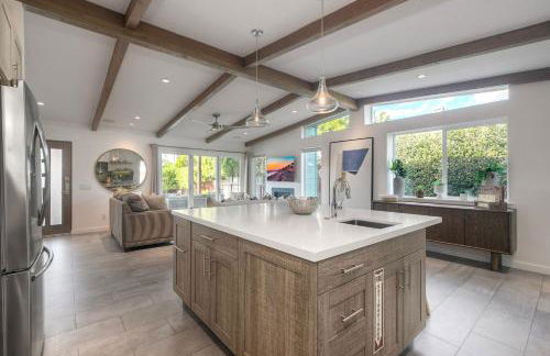 Luxury 3-Bed Beach Cottage with Hot Tub, Fire Pit, BBQ - Walk To Beach - Foto 21