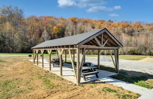 The Chalet At Greenbriar Creek - Pickleball Court, Creek, WIFI, Mountain Views, Starting at 79" - Photo 30