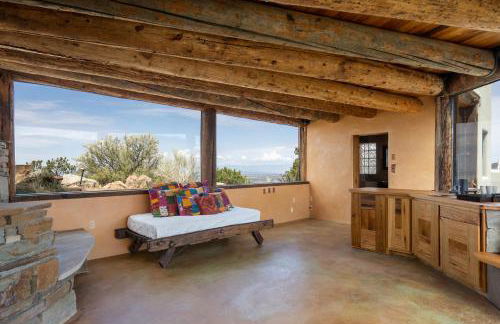 Santa Fe Ridgetop Retreat With 2 Hot Tubs and Views - Foto 9