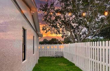 * NEW* The Bungalow Jupiter! - Moremoments Rentals - Foto 48