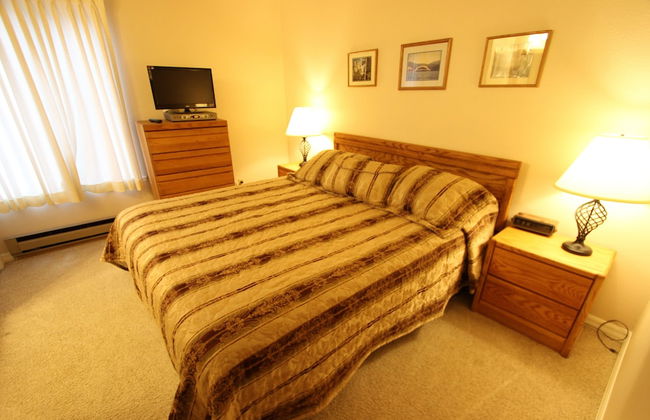 The Summit Condominiums - Foto 3