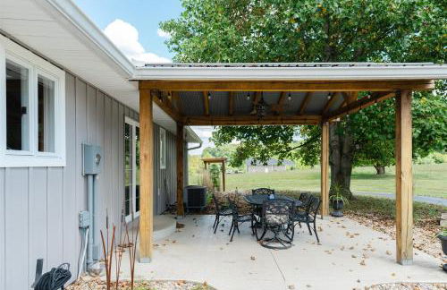 Secluded Villa on 50+ acres - near IU and Nashville - Photo 51