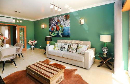 HENRI'S APARTMENTS - Pátio do Convento - Foto 8