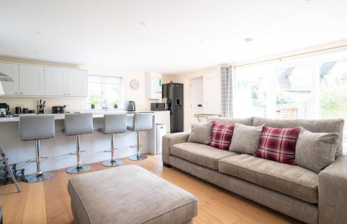 Crooked Cottage in picturesque Upper Oddington - Pass the Keys - Photo 8