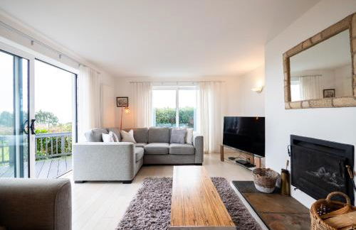 Spacious Coastal Retreat with Sea Views - Foto 9