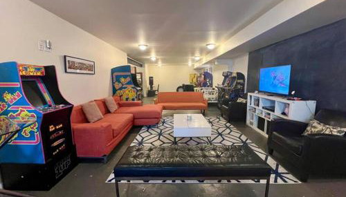 Space To Chill & Work in the Center of Everything - Foto 3