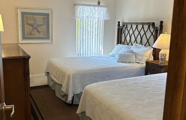 Gorgeous 2 bedroom condo with panoramic views of the Atlantic Ocean. 2 Condo by RedAwning - Photo 6