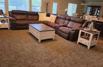 Wasatch Retreat 5 bed 3 5 bath pool table game room - Photo 54