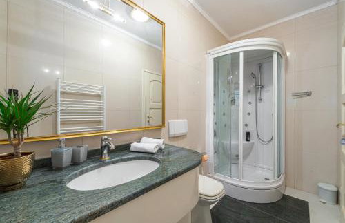 Villa Ragusea With a Private Beach - Photo 51