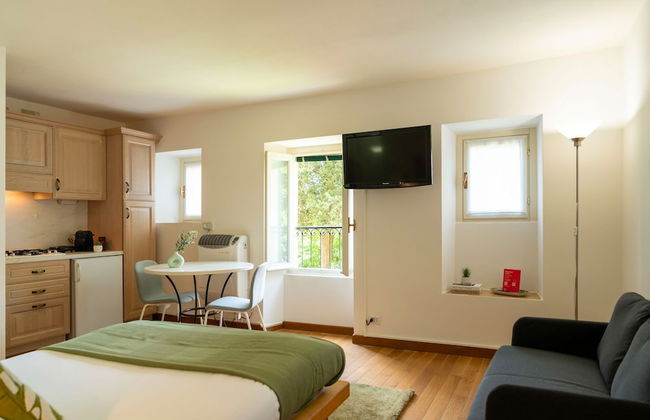 Tremezzo Cozy Studio by Wonderful Italy - Photo 10