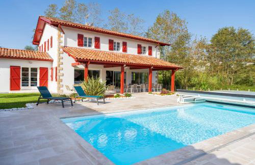 Villa Zeruko Izarra, Grand standing - Photo 1