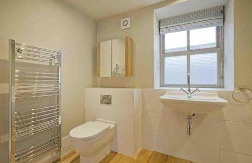 The Old Middle School Addingham - Photo 36