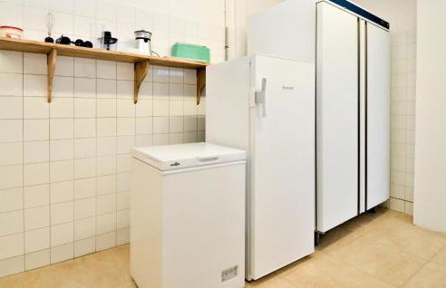 Beautiful Home In Méjannes-Le-Clap - Photo 19