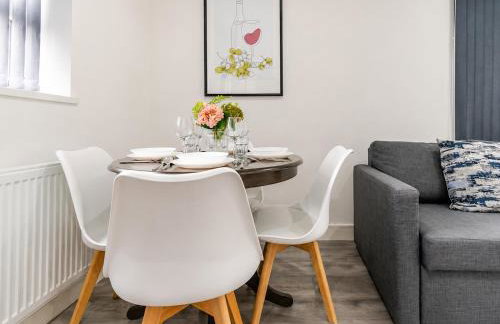 Bridge Court by Sterling Edge - Stylish 1-Bed Apartments with Balcony or Private Garden and Free Onsite Parking - Foto 15