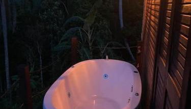 Chalé aconchegante com hidro no pé da serra - Foto 2