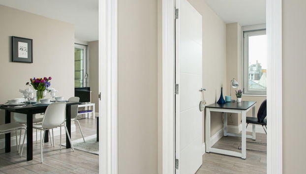 Gorgeous 5 Star Location 2 min to Brighton Beach - Foto 5, Habitación