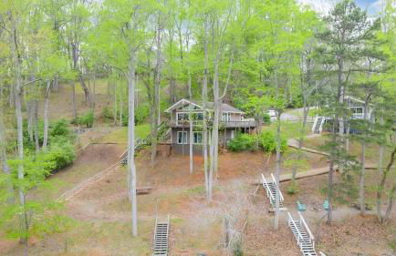 Treetop & Waterfront! Hot Tub, Kayaks, Game Room - Foto 15