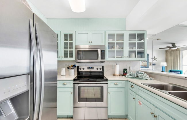 Pelican Beach Resort 505 - Photo 10