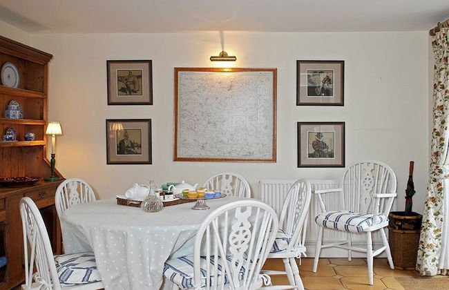 Aintree Cottage - Photo 5