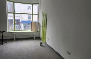 Main Wasall High Street flat above shop - Foto 2