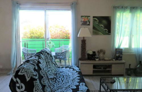 Maison à Perros-Guirec avec jardin, cour, cheminée, WIFI et proche du port de Ploumanac'h - FR-1-368-62 - Foto 15