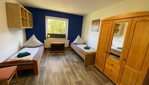 4-ZIMMERWOHNUNG,KÜCHE, INTERNET,PARKPLATZ,EMDEN,IHLOW,AURICh - Foto 5, wardrobe