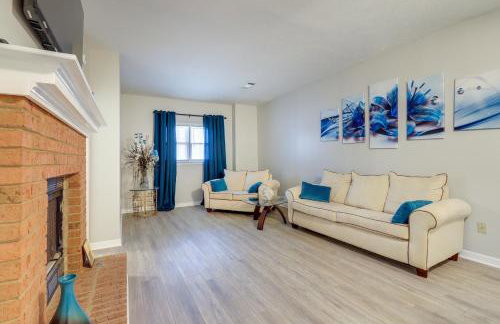 Artistic Escape in Fayetteville! Cozy Couples Apt - Foto 5