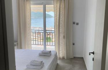 Seafront Apartment Nea Peramos - Photo 4