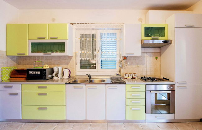 Private Estate With 2 Infinity Pools - Foto 9