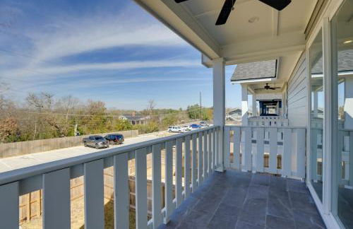 Walk to Restaurants Modern Escape Near Kyle Field - Photo 3