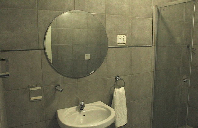 Beautiful 1-bed Apartment in Sandton - Photo 5