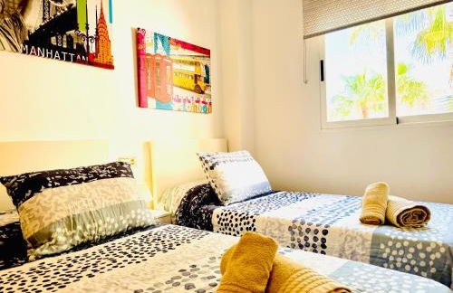 .Apartamento 1a linea de playa + piscina + parking DAIMUS - Foto 4