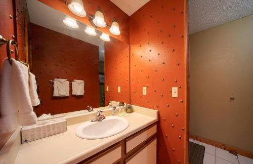 Snowblaze Condos Building E unit 310 by Stay Winter Park - Foto 37