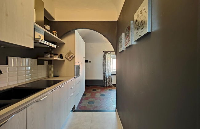 Via Medaglie D oro 73 - Albenga - Foto 8