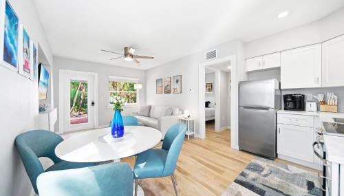 Siesta Key, Heated Pool, Dock on Lagoon, Turtle Beach 1 mile and Crescent Beach 2 miles, 1bdr - Foto 4