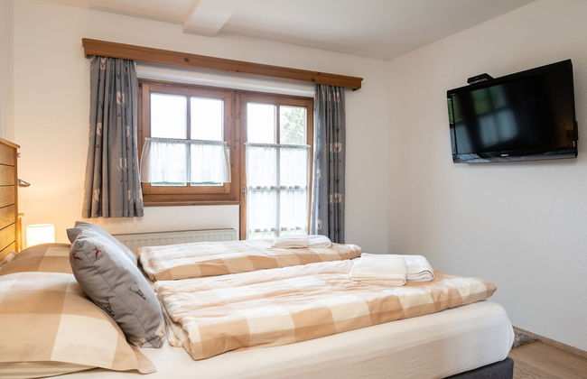 Alpine Apartment Near Kaprun - Photo 7