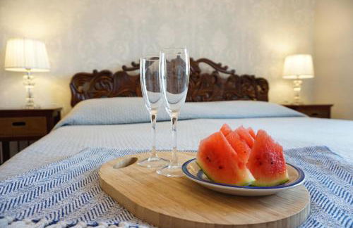 Broadstairs Beach Holiday Apartments, seafront stays opposite Kingsgate Bay with a parking space - Foto 25