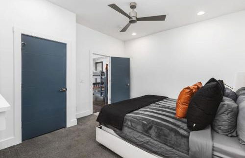 TWO Adjacent Homes in 12 South and Belmont area Sleeps 20 People - Foto 50