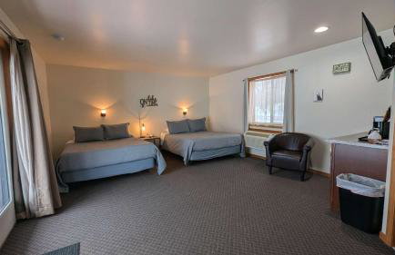 Fife Lake Lodge - Double Queen Room with Lake Access - Foto 24
