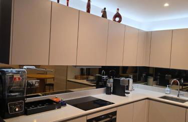 enjoy the elegance of staying in the art deco home - Photo 4