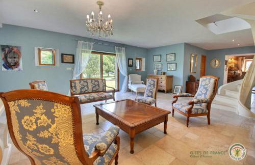 Ty ma labour - Photo 18