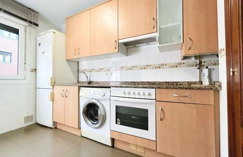 Cómodo apartamento con piscina by beBalmy - Foto 8